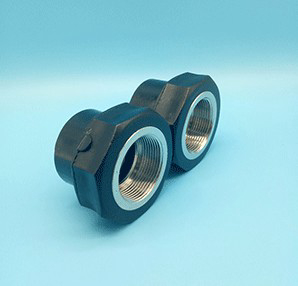 PE承插內(nèi)牙直通